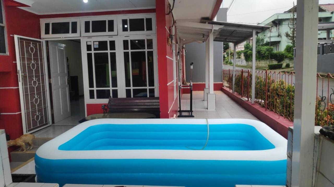 Villa Musti Green Apple Cipanas Sindanglaya Екстериор снимка